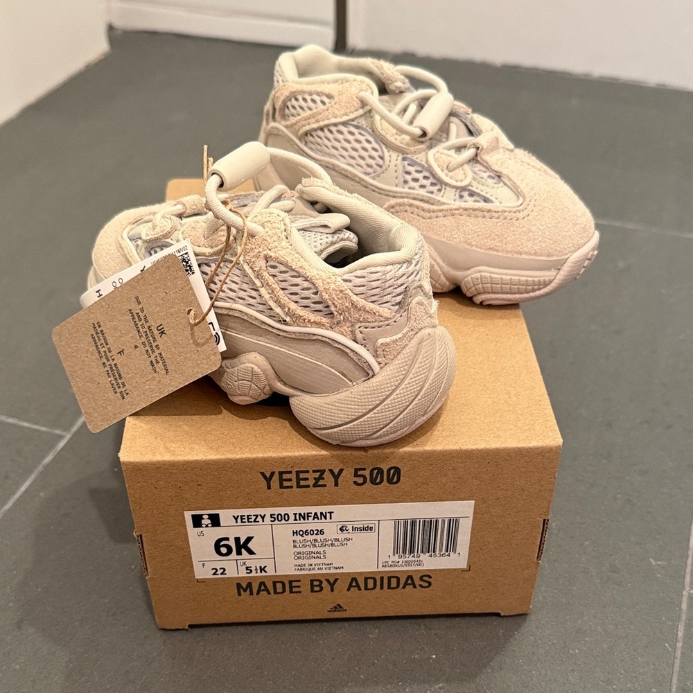 Yeezy 500 infant sneakers